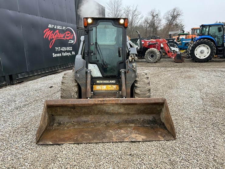 new-holland-l230-image-7