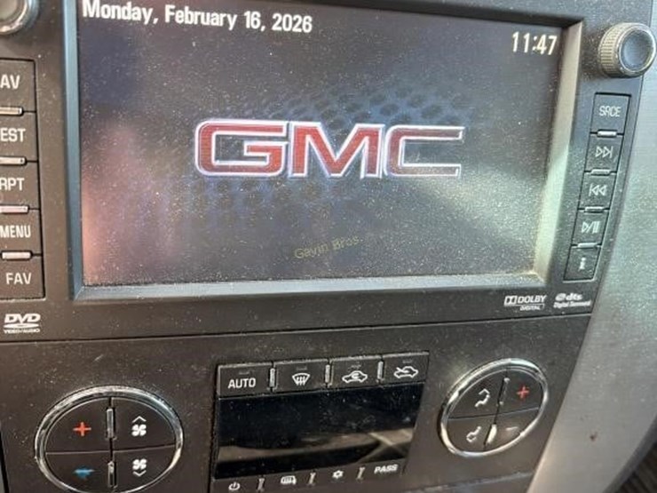 2012-gmc-sierra-2500-image-14