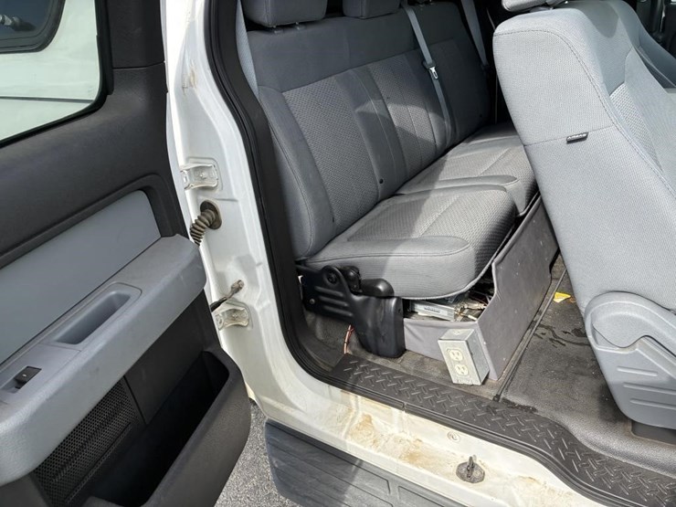 2011-ford-f150-image-10