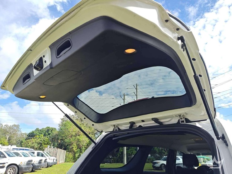 2019-dodge-durango-image-16