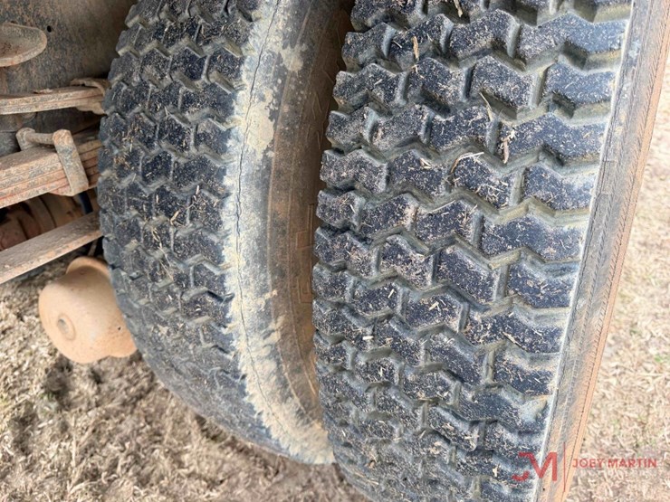 1995-ford-f-series-water-truck-image-8