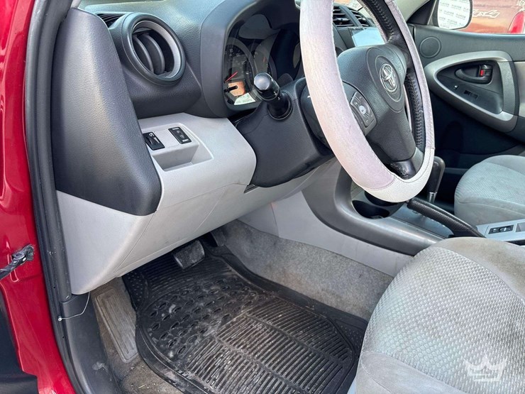 2007-toyota-rav4-image-14