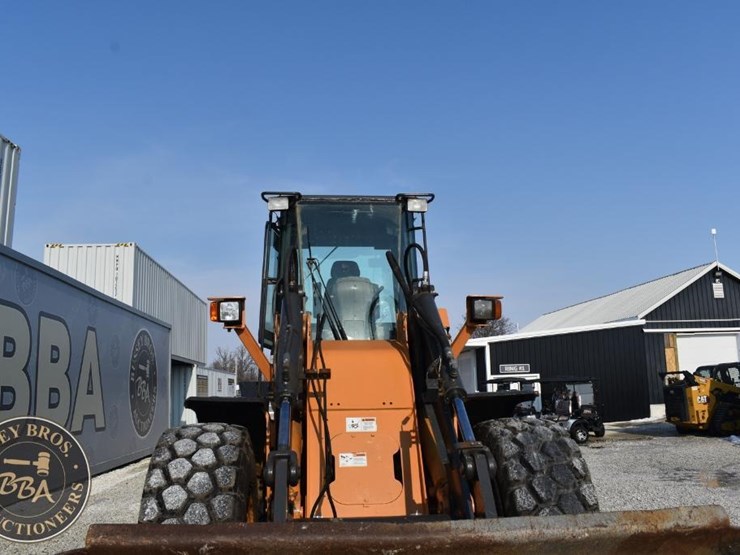 2003-case-621d-xt-image-12