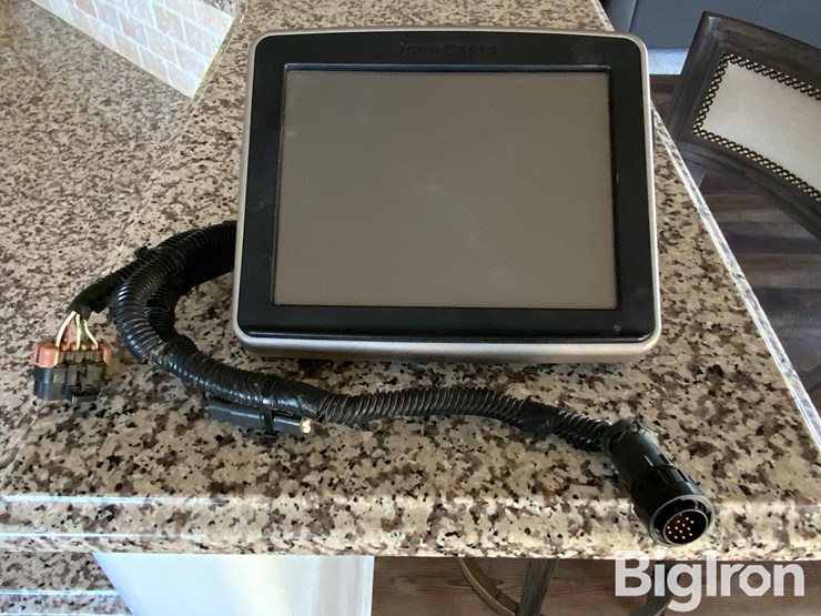 2019-john-deere-2630-image-2