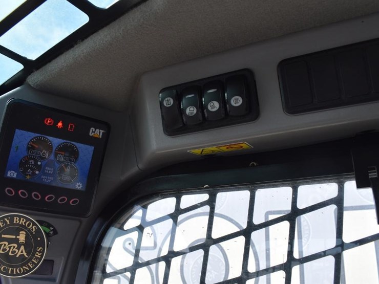 2018-caterpillar-299d2-image-50