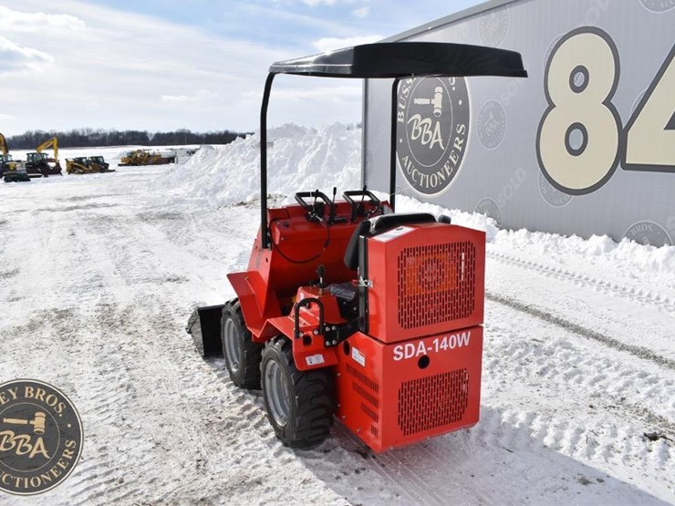 agt-industrial-mini-skid-steer-41825-image-5