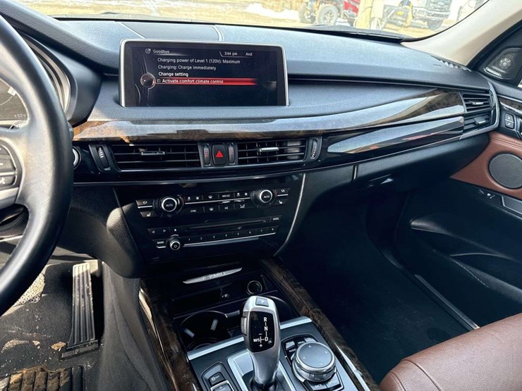 2016-bmw-x5-image-14