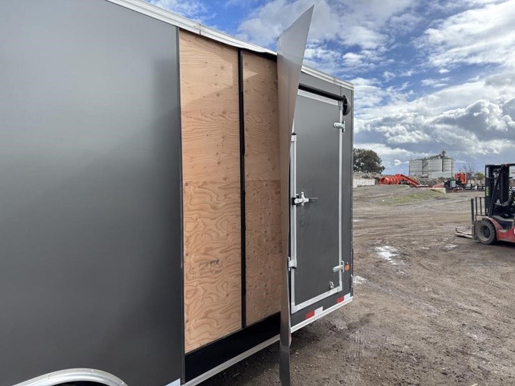 2026-southland-larct52-822v-86-enclosed-trailer-image-15