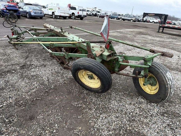 john-deere-5-image-3