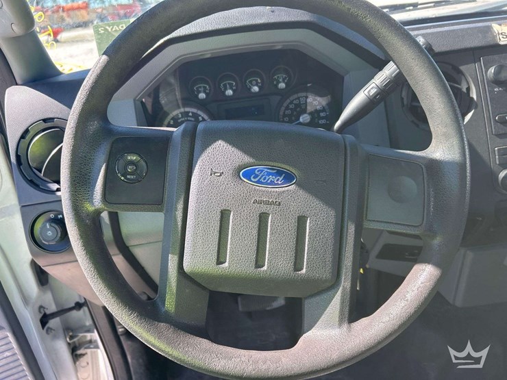 2015-ford-f350-image-13