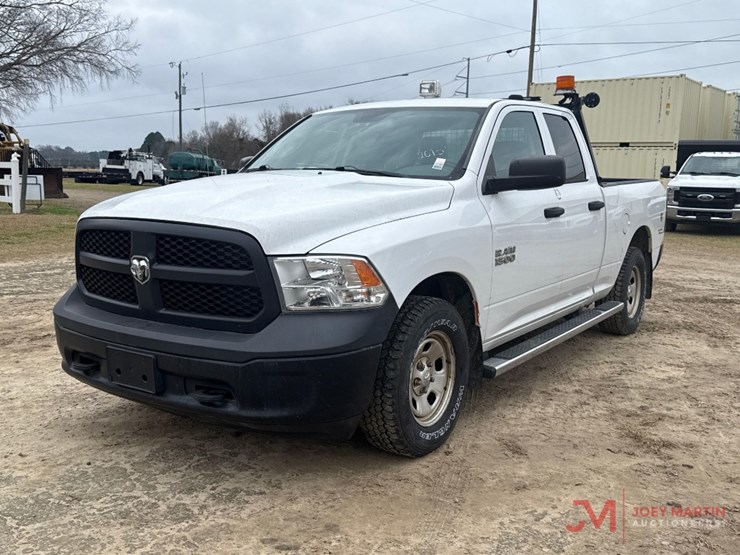 2015-dodge-1500-image-6