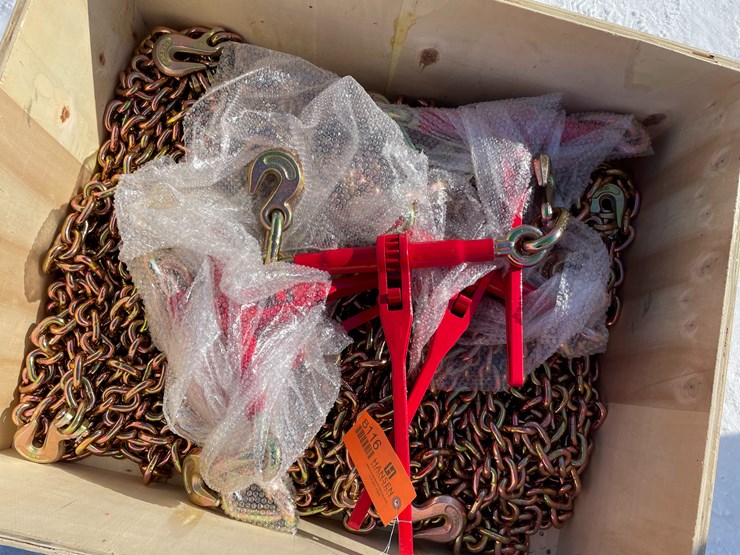 #8116-•-chains-and-ratchet-binders-9200-lbs-set-image-2