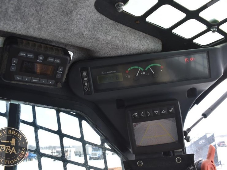 2020-deere-333g-image-49