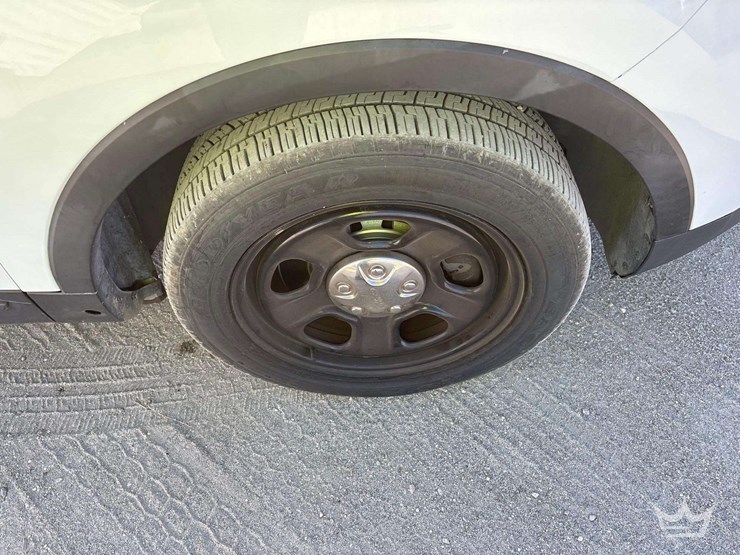 2018-ford-explorer-image-22