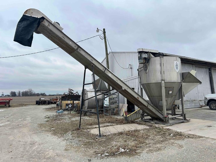 doyle-8-ton-stainless-steel-fertlizer-mixer-w/-conveyor-sells-offsite-image-2