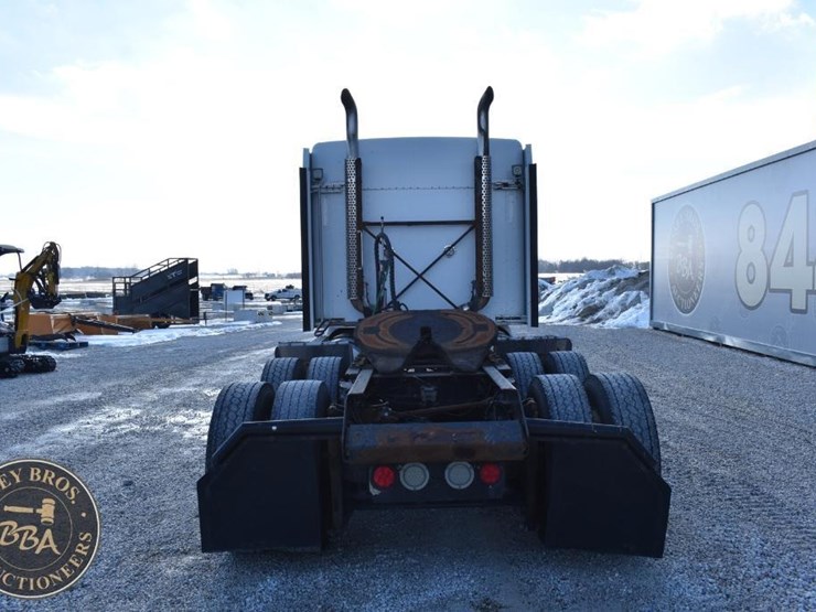 2012-kenworth-t660-image-9