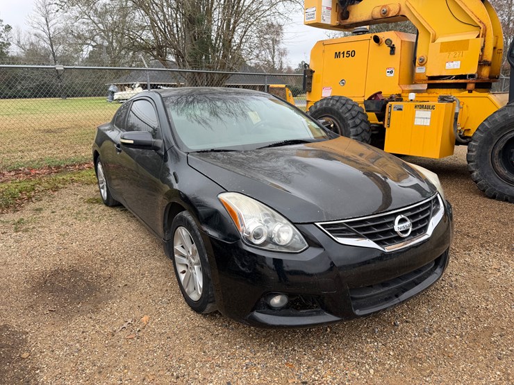 #782-•-2010-nissan-altima-image-1
