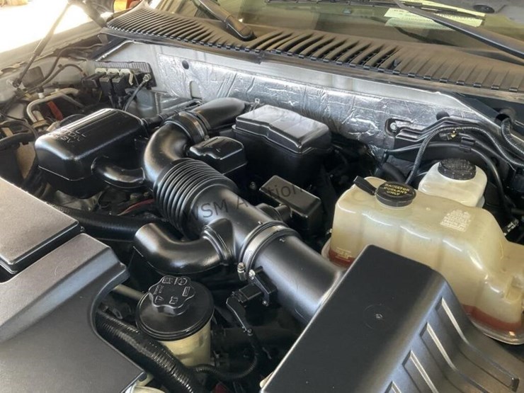 2014-ford-expedition-image-11