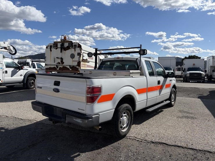 2013-ford-f150-xl-image-3