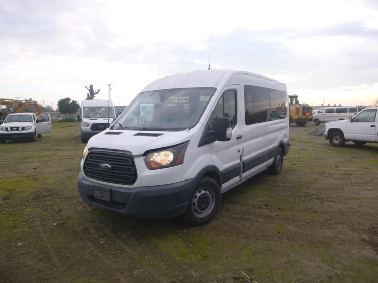 2018-ford-transit-image-2