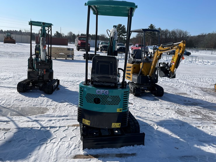 #5375-•-qh12r-mini-excavator-image-7