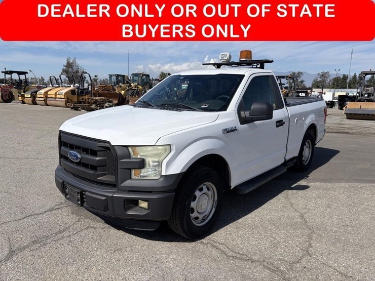 2015-ford-f150-xl-image-1