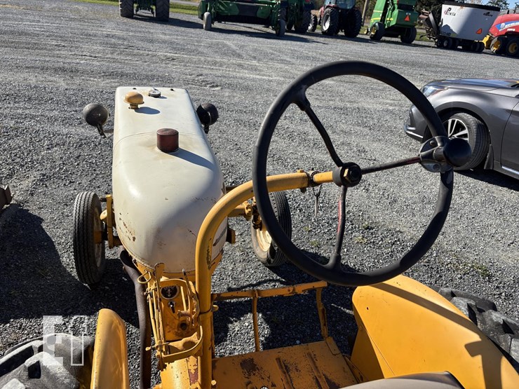 1965-international-cub-lo-boy-image-3