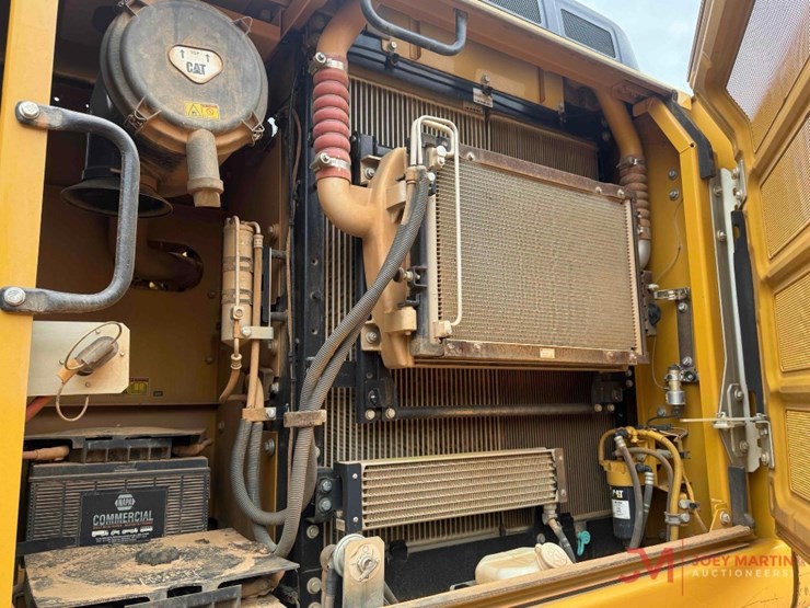 2014-caterpillar-320el-image-32