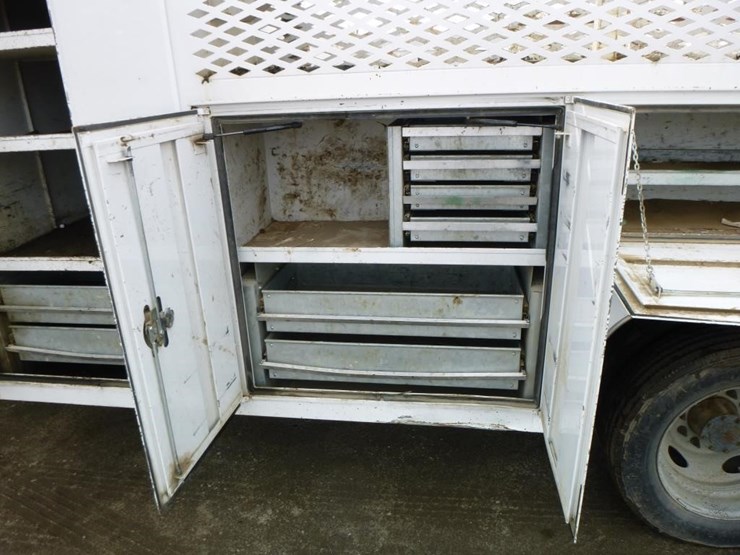 2013-ford-f550-image-29