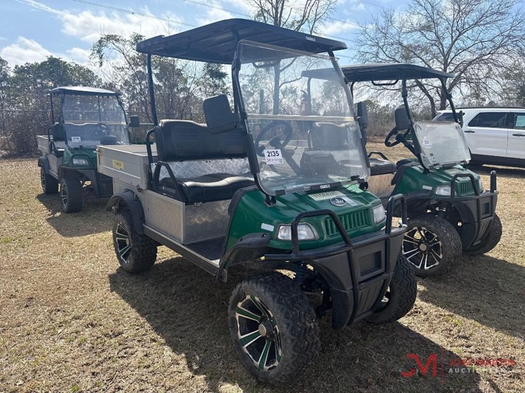 2022-evolution-turfman-800electric-golf-cart-image-1