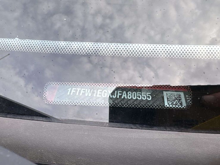 2018-ford-f150-image-25