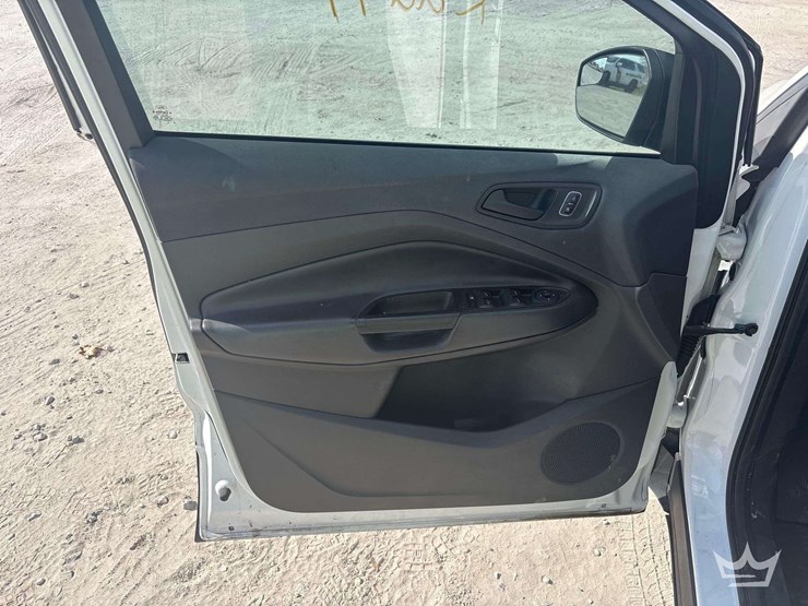 2017-ford-escape-image-14