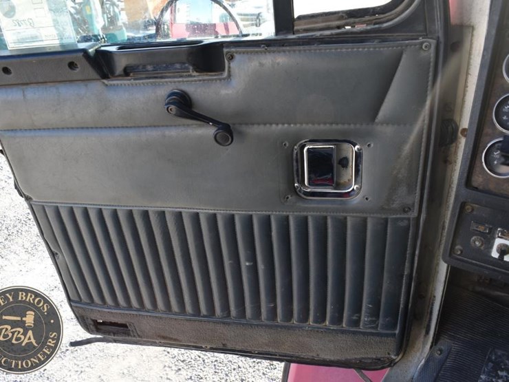 1995-kenworth-t800-image-38