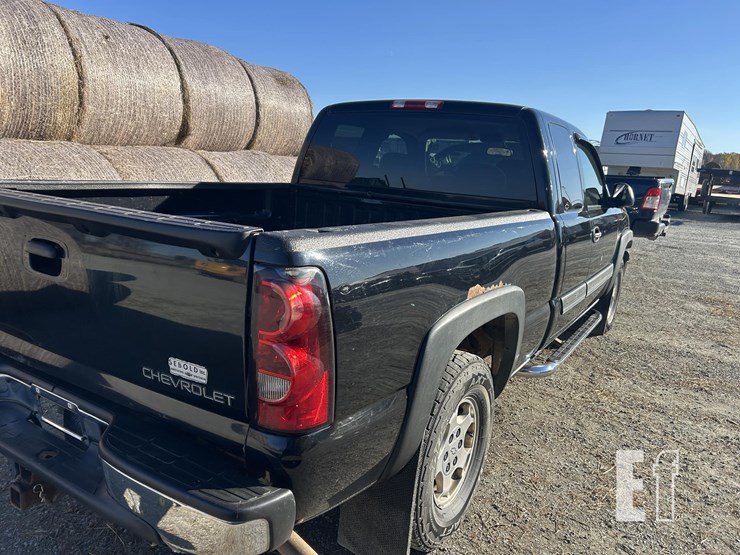 2004-chevrolet-silverado-1500-image-7