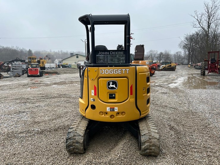 2022-deere-30g-image-4