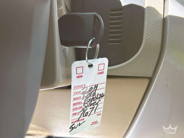 2011-ford-expedition-image-31