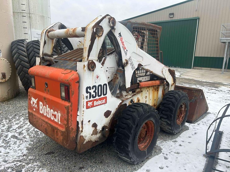 2007-bobcat-s300-image-16