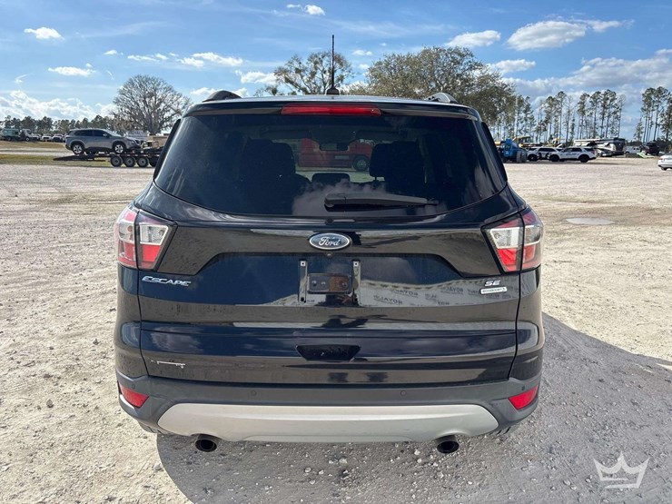 2017-ford-escape-image-31