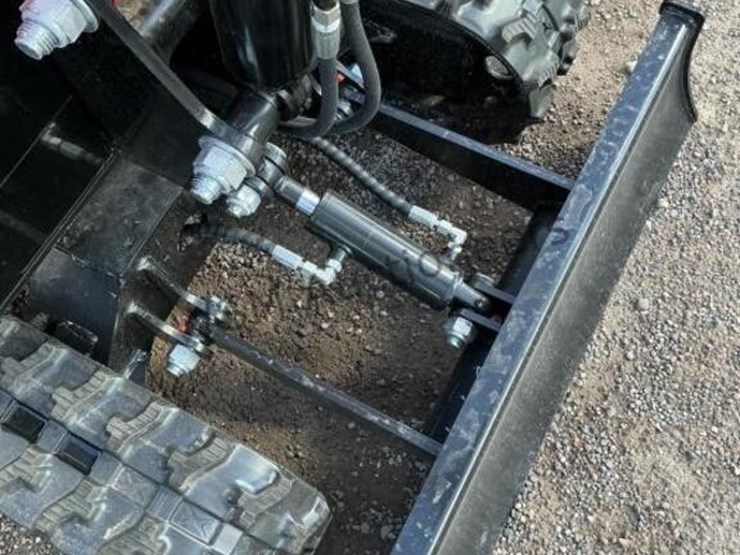 2025-miva-ba13-mini-excavator-image-7