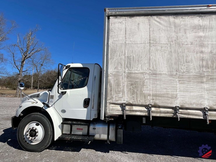 2019-freightliner-m2-s/a-box-truck-image-19