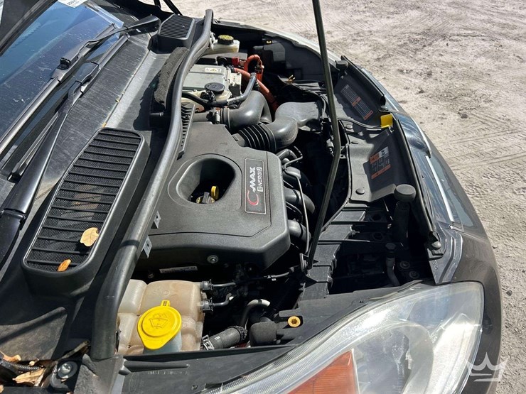 2015-ford-c-max-hatchback-image-4