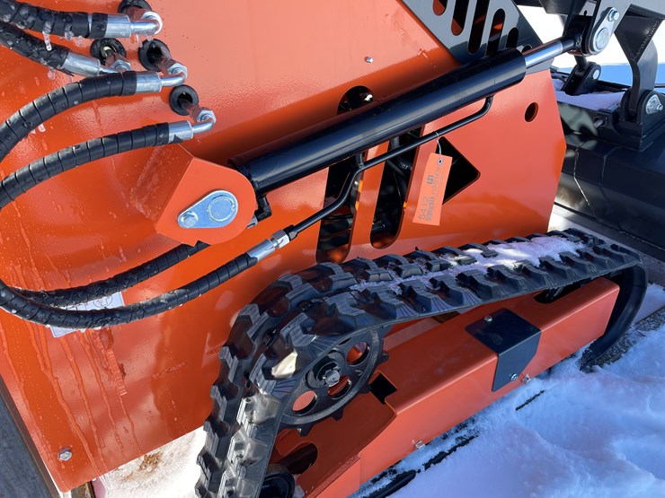 #5412-•-2025-ats-mini-skid-steer-loader-t460-image-9