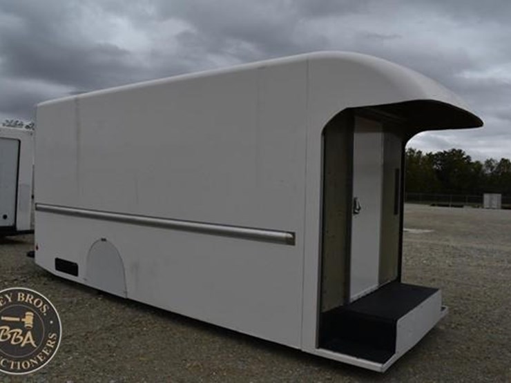 2000-box-truck-bed-38869-image-13