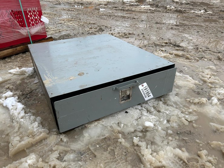 40”-x-48”-metal-drawer-image-1