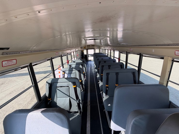 #294-•-2014-ic-corporation-bus-image-8