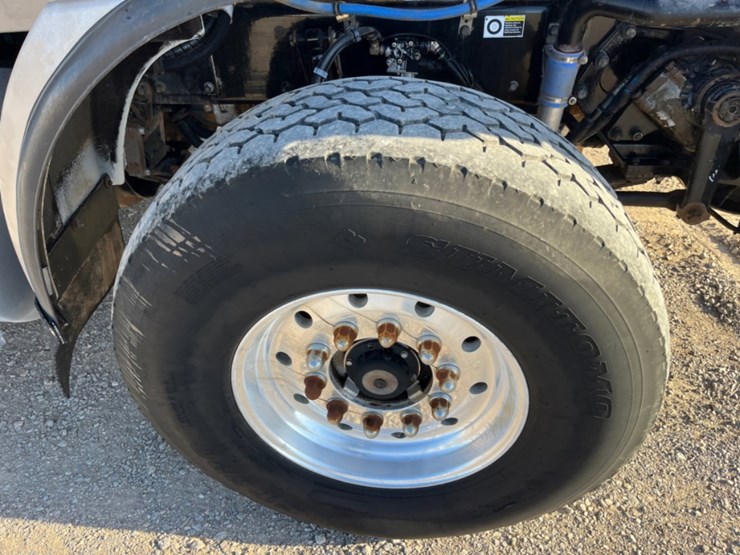 2007-kenworth-t800-image-11