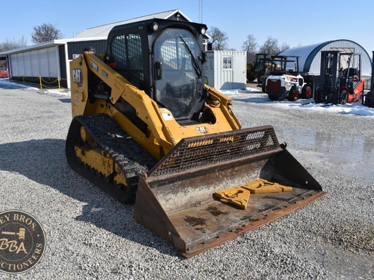 2020-caterpillar-279d3-image-23