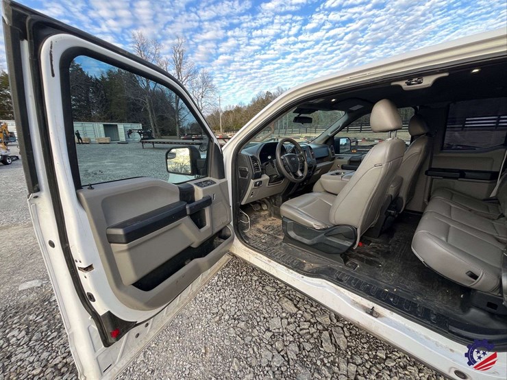 2020-ford-f150-xl-image-56