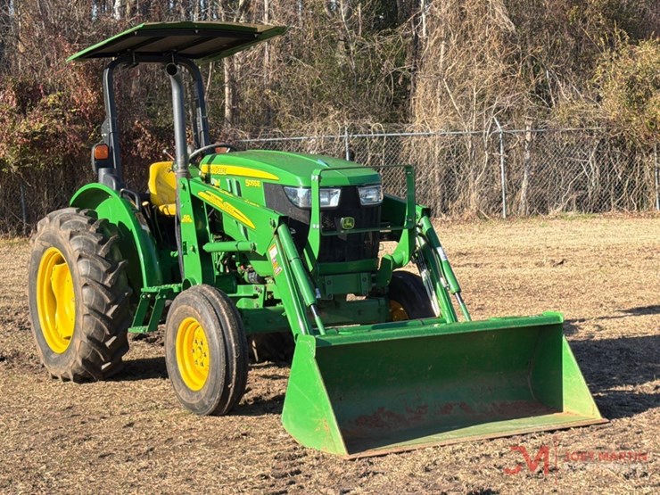 john-deere-5055e-image-1
