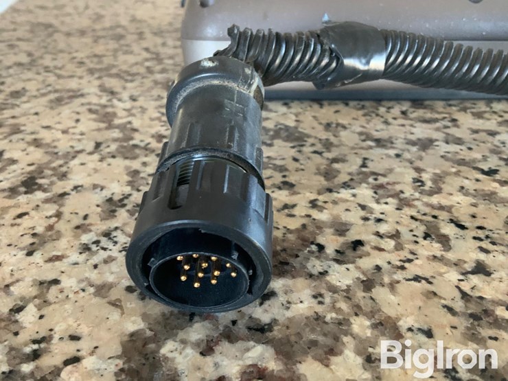 2019-john-deere-2630-image-18